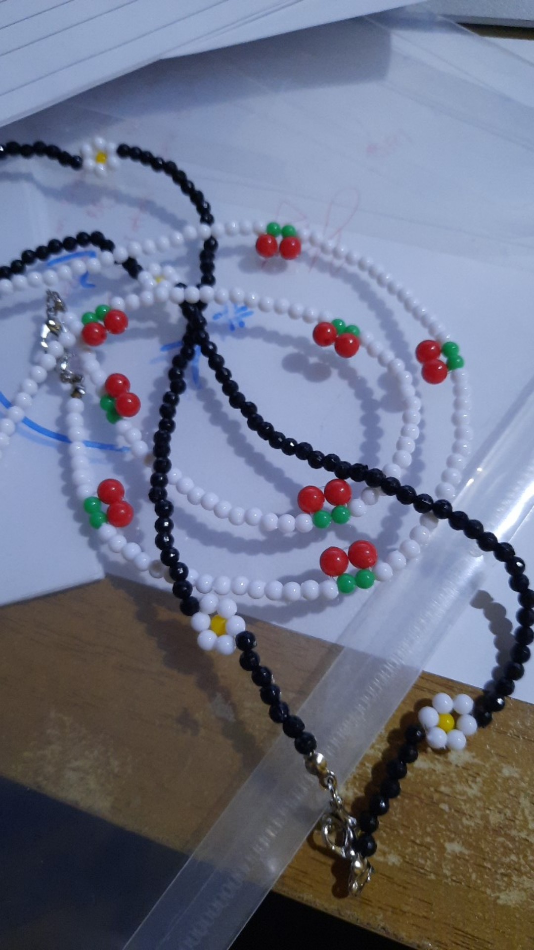 Strap Masker (cherry)