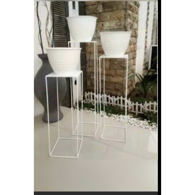 Alas Pot Bunga 60cm besi