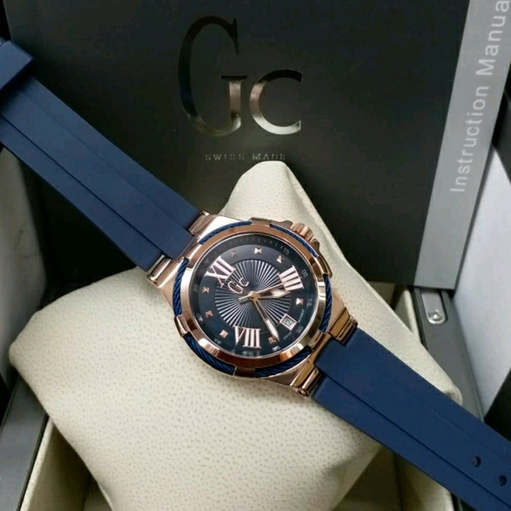 Jam Tangan Wanita GU355 GC Ladies Watches Rubber bluestrap 34mm PUR  061218 Premium