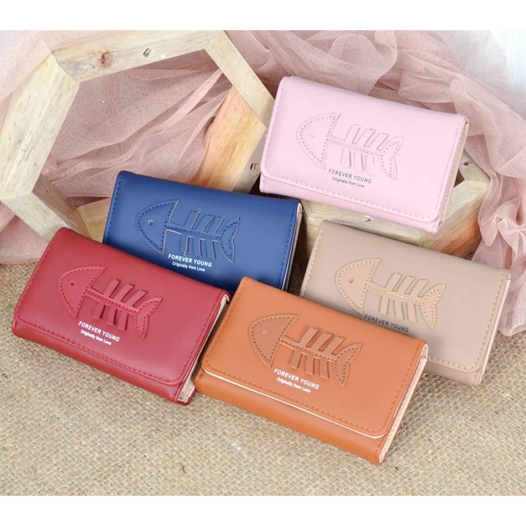 Dompet Lipat FY Sedang Logo FishBone Wanita 2305-22