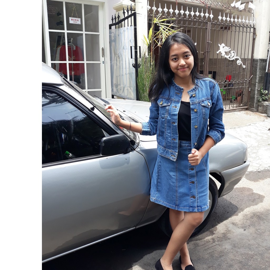 Loft Cropped denim jacket