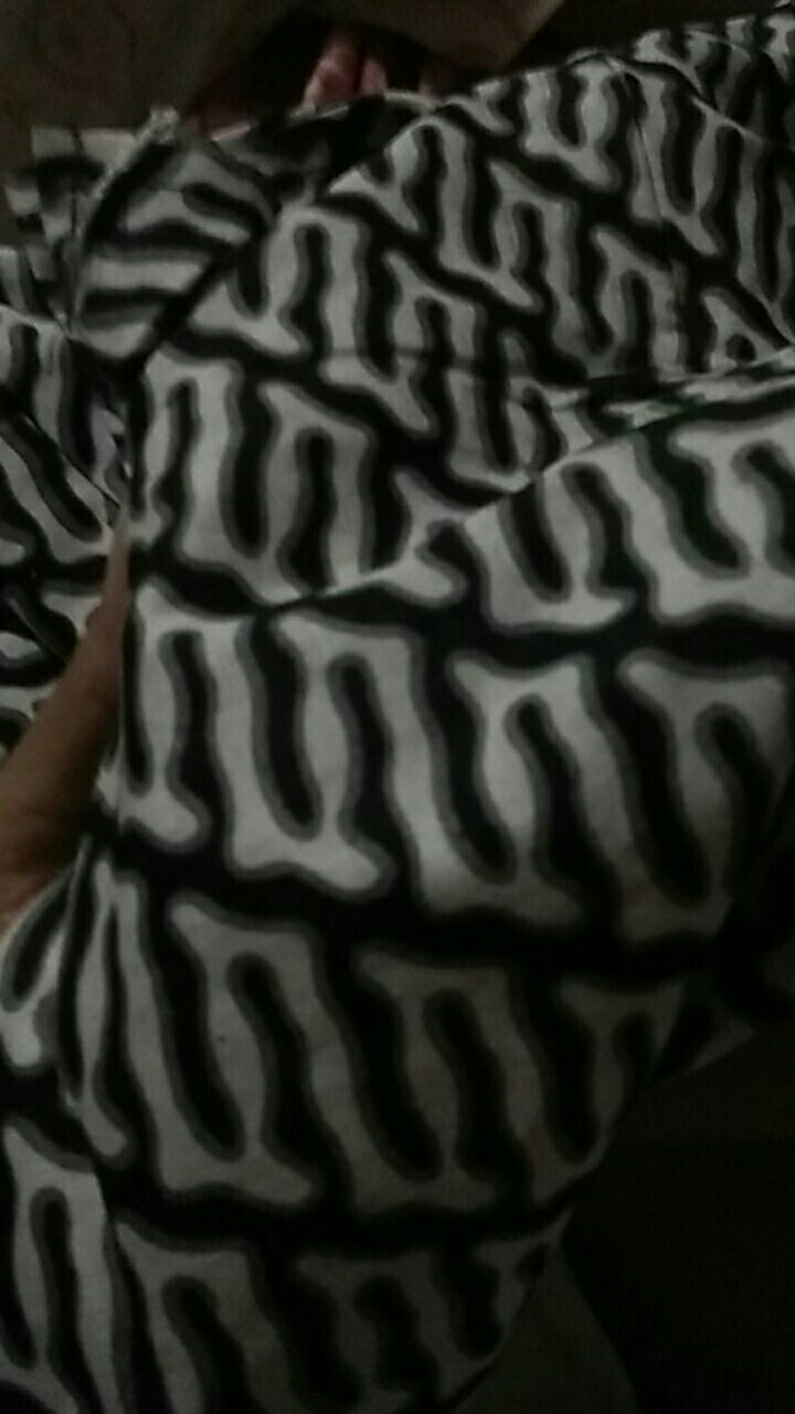 Outer Batik Serut Genes Jelita Tunic Navbor Yelbor Whitbor Creambor Tunik Batik Modern Hrb030 Dolbi