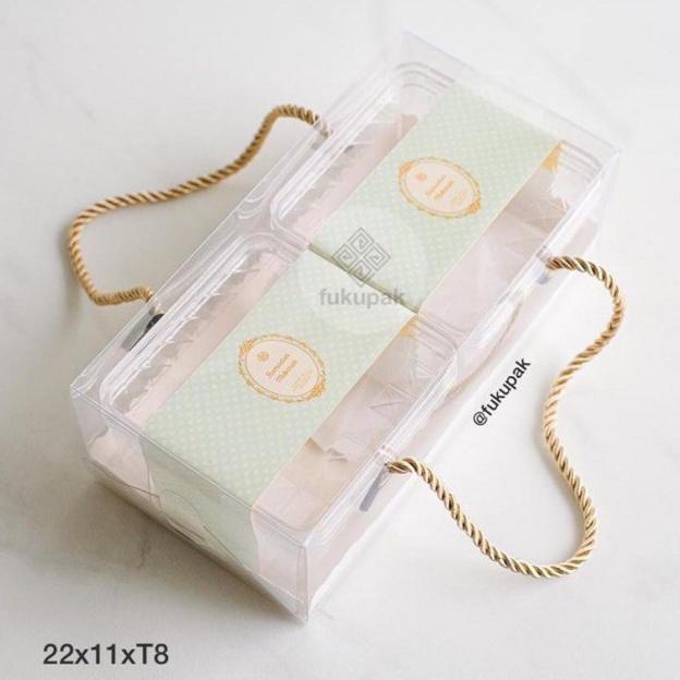 

[KODE PRODUK PMCUB7855] Box Mika Tali 20 pcs| Clear Transparent Box | Kotak Hamper Bolu Gulung Brownies Roll Cake Lapis Loaf