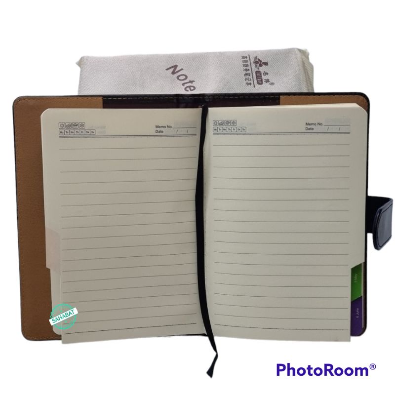 

Terlaris ✨ - BUKU AGENDA BULANAN LEATTHER MAGNET KULIT A5 ISI 360 LEMBAR ( INDEX )3.1.23