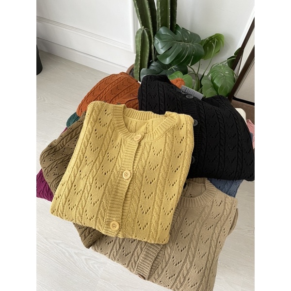 Catty Cardigan Motif-2