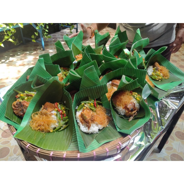 

Kertas pembungkus makanan motif ukuran 30 x 42