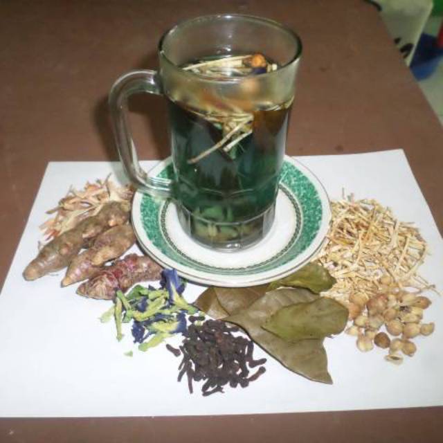 

Wedang Rempah Ibnu Sina Versi Jahe Kering