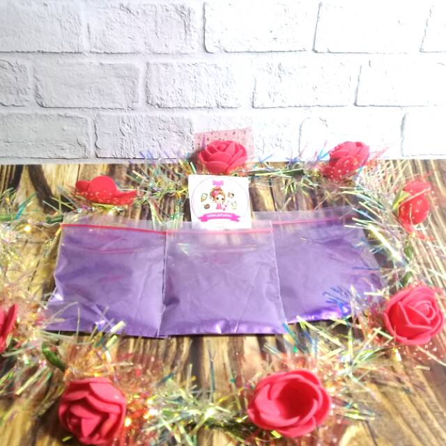 

Metalic violet powder