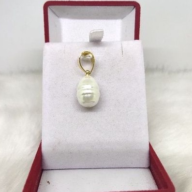 Liontin mutiara shell lonjong putih titanium kombinasi lapis emas