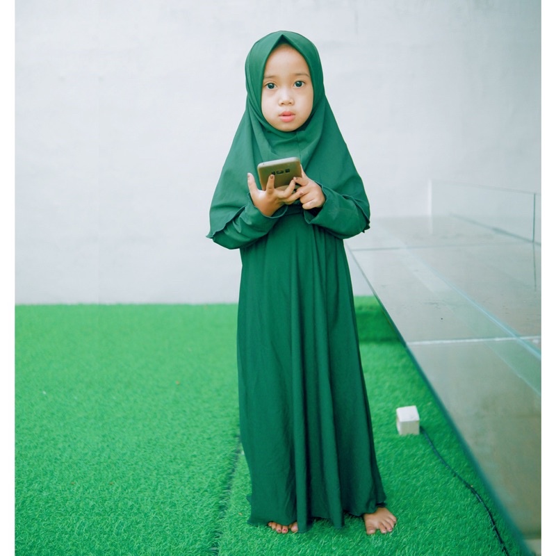 Crucil Jilbab Polos (M, L, XL) 3-8th