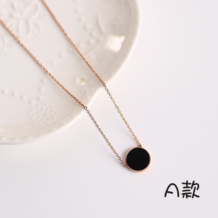 XiaoboACC Kalung Rantai clavicle Warna Rose Gold Bahan Titanium Steel untuk Wanita