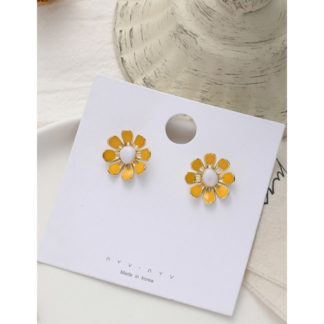 LRC Anting Tusuk Fashion Daisy Oil Drop Alloy Earrings K70506