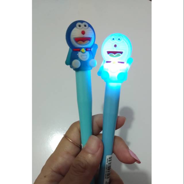 

Pulpen Gel Doraemon dengan Lampu