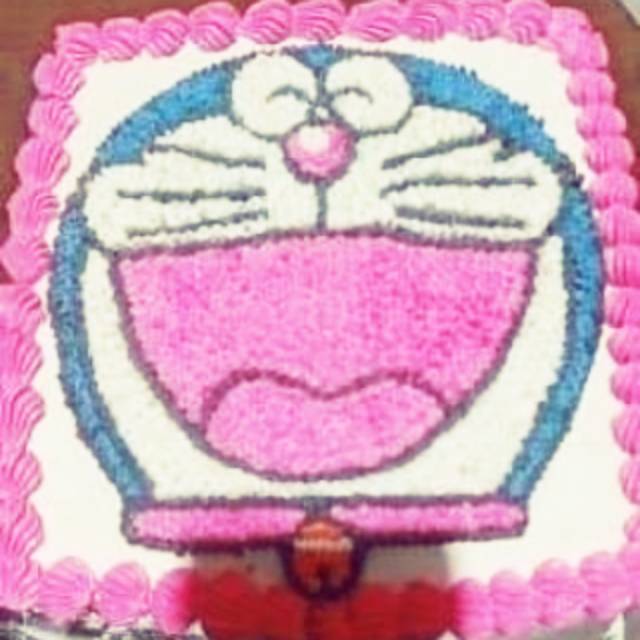 

Cake ultah karakter