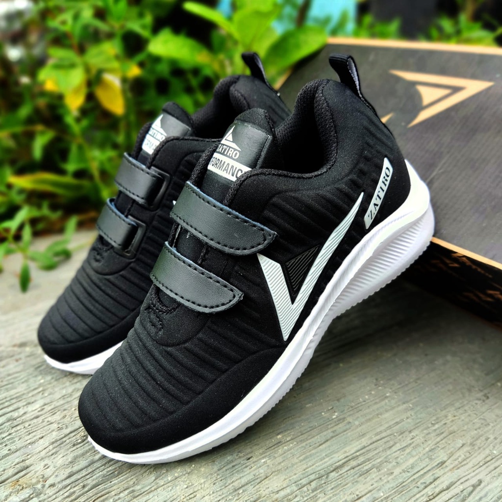 sepatu sekolah anak paud sd smp laki-laki perempuan pull hitam perekat sneakers casual olahraga Zati