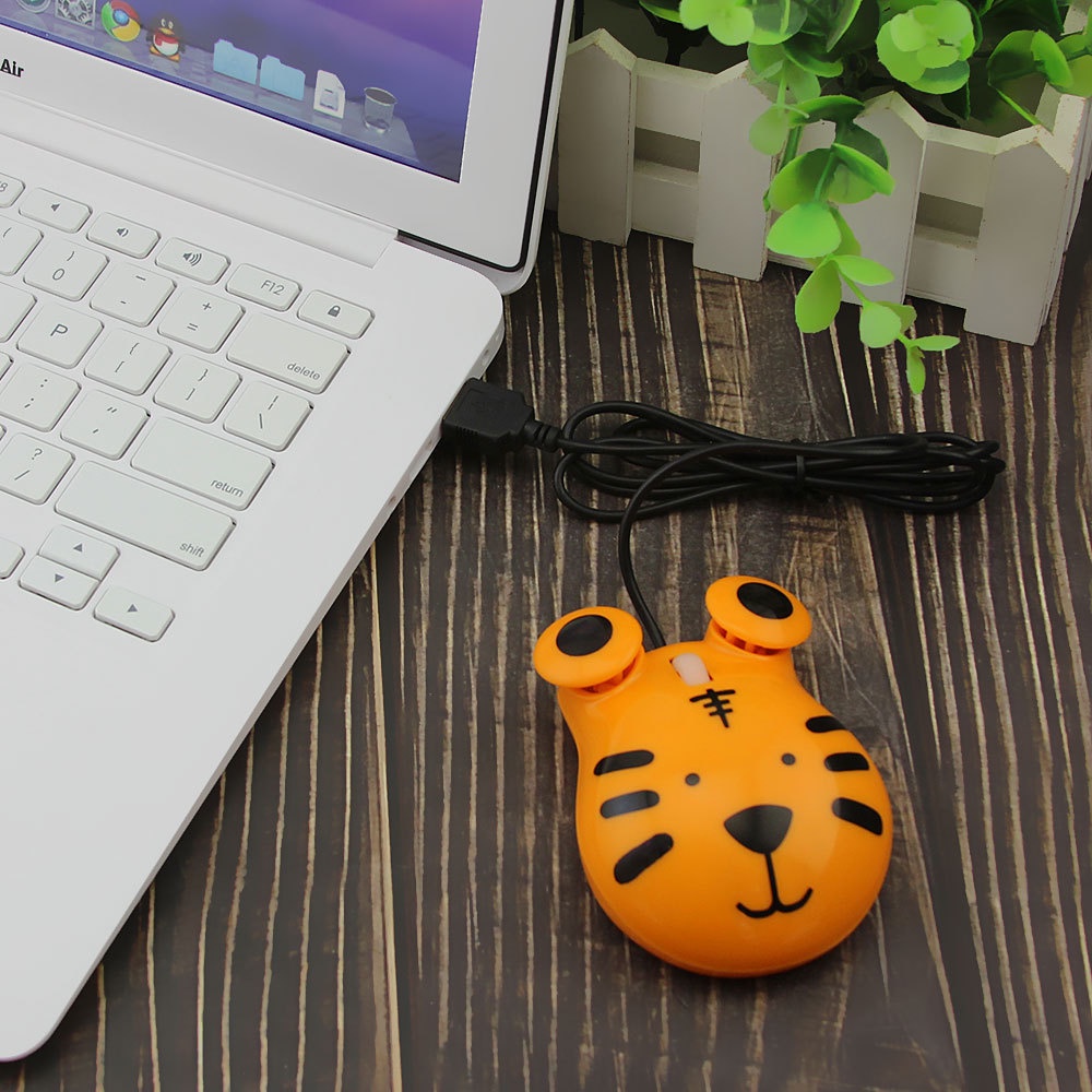 Mouse Optikal Kabel USB 1600 DPI 3D Motif Kartun Lucu Untuk PC / Laptop