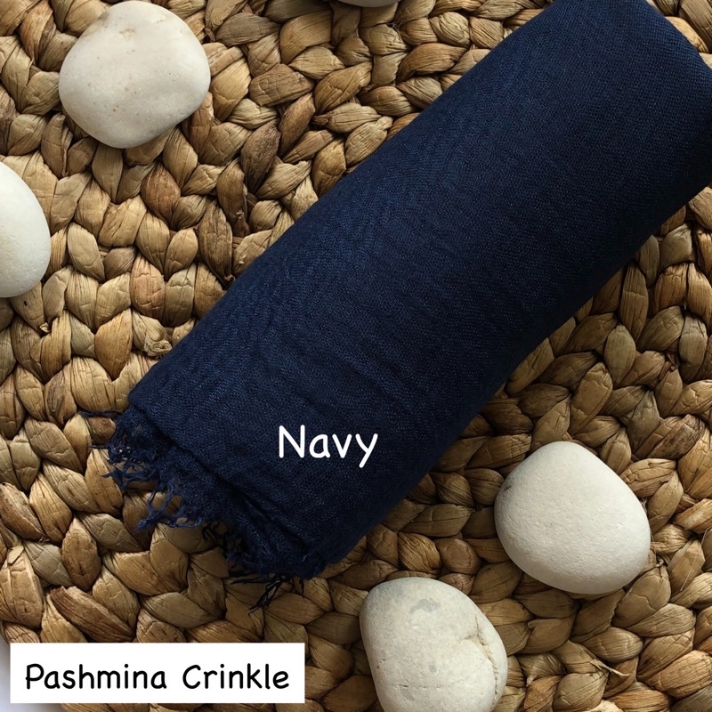 Pashmina crinkle Part 1 Hijab pasmina kusut Lavanya By Azzara-Navy