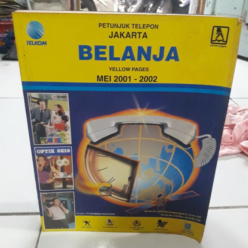 BUKU ORIGINAL - PETUNJUK TELEPON YELLOW PAGES BELANJA MEI 2001 - 2002