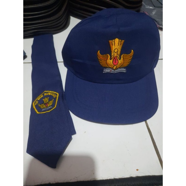 atribut SEKOLAH topi+dasi(paket hemat)sd.smp.sma