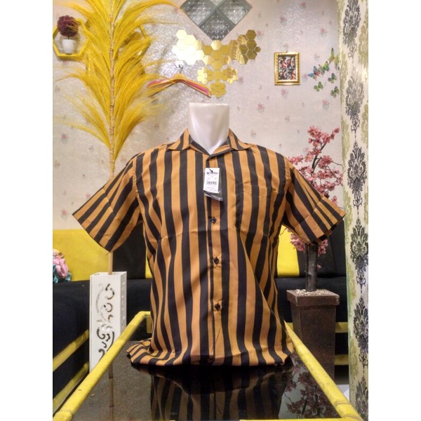 kemeja pria cowok lengan pendek distro