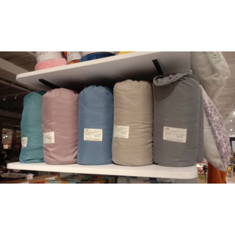 Selimut Bed Cover Marshmallow 150x200cm Informa