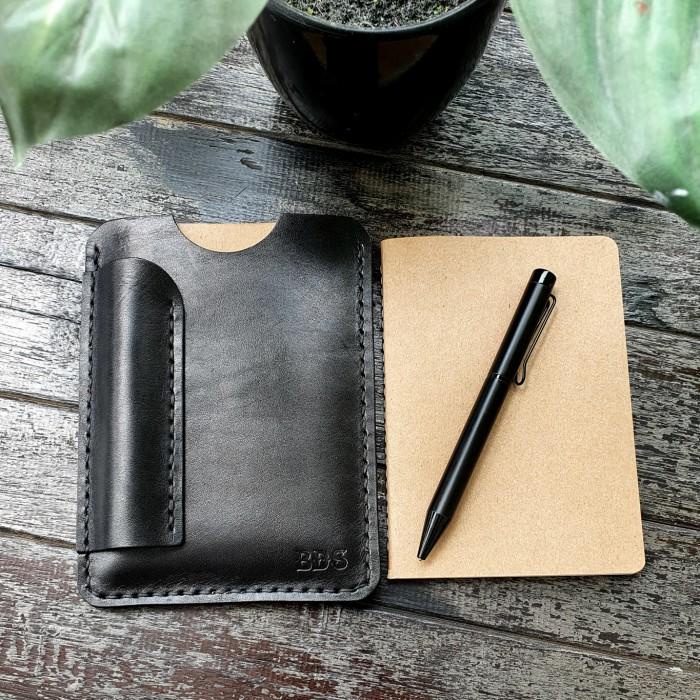 

BRIGHTON - A6 Notebook leather sleeve