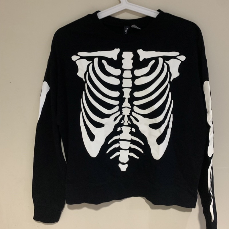 H&m skeleton Sweater Preloved