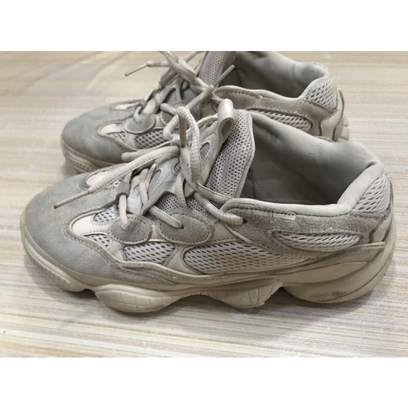 Sepatu Adidas Yeezy 500 Blush