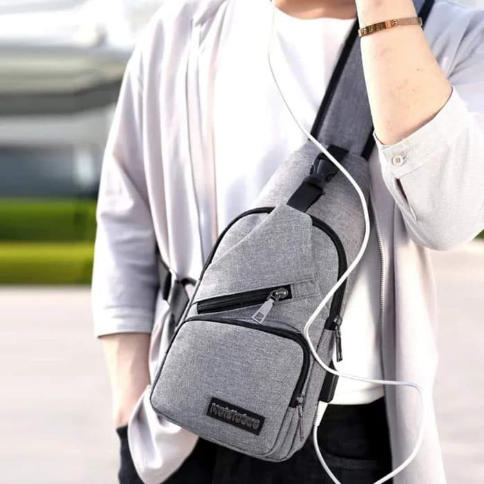 Travelmate Tas selempang USB / sling bag / travel usb charger / cross body pack Slempang bahu canvas