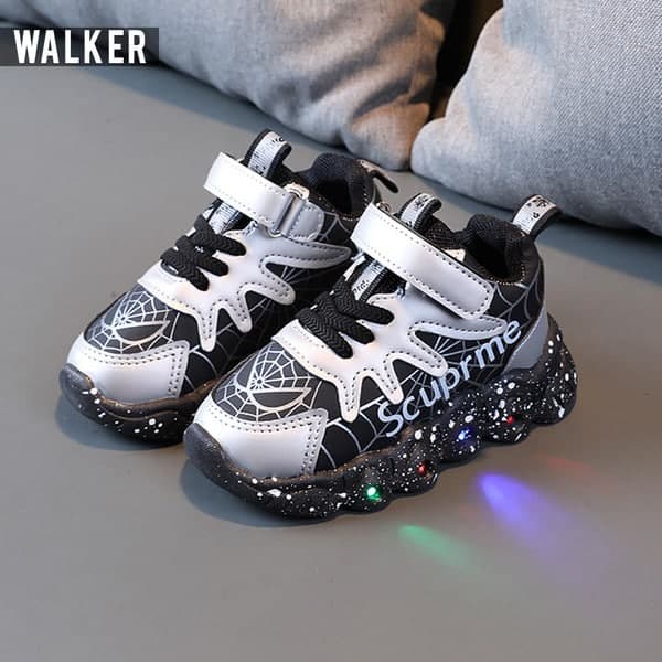 LKM232 LITTLE KUMA Sepatu Sport Anak Laki-laki Casual Bayi Dengan Lampu LED Sekolah [1KG 3PC] LITTLE KUMA