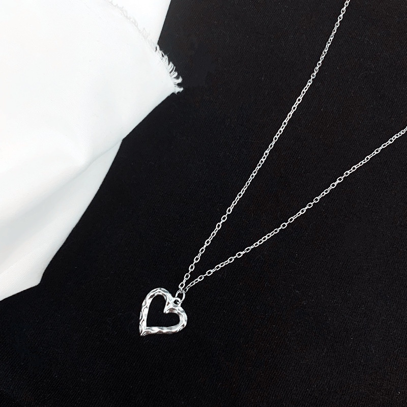 Pearl Love Stitching Necklace Female Light Luxury Temperament High Sense Clavicle Chain Summer Wild Neck Chain Sweet Heart Jewelry