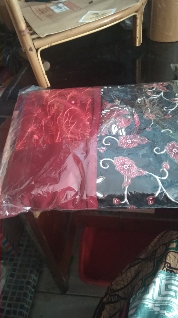 Aska Couple, Couple Batik Kombinasi Brukat|| Baju Couple Sarimbit Terbaru