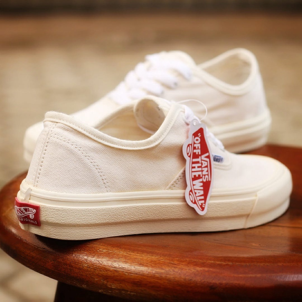 PROMO Vans Authentic OG Warna Krem, Sepatu Sneakers Wanita dan Pria yang ingin bergaya Casual