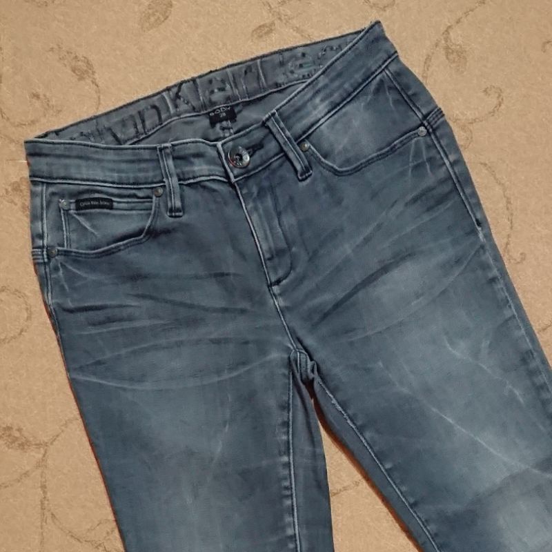 Celana jeans second Calvin Klein Jeans size 29 fit 30 || code LS 135