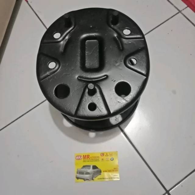 Dudukan ban serep katana  /Jimny