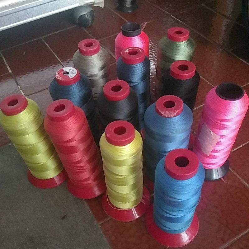 Benang nylon  tkt 40 / 210 d/3 / m40 kilo grade b