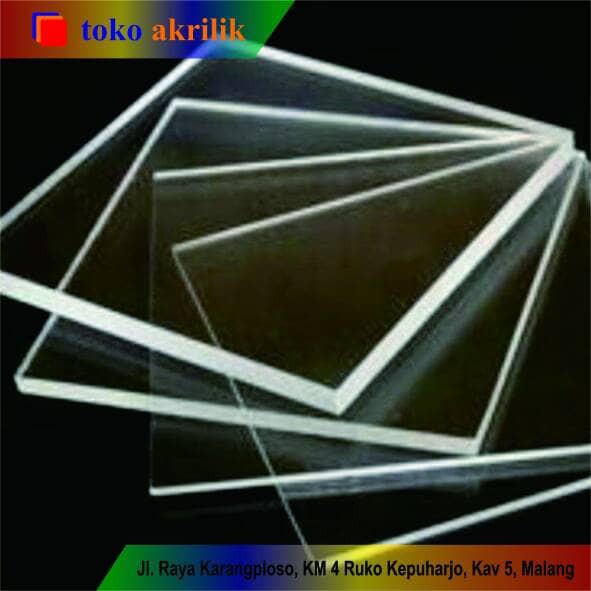 

acrylic / akrilik bening lembaran 3mm