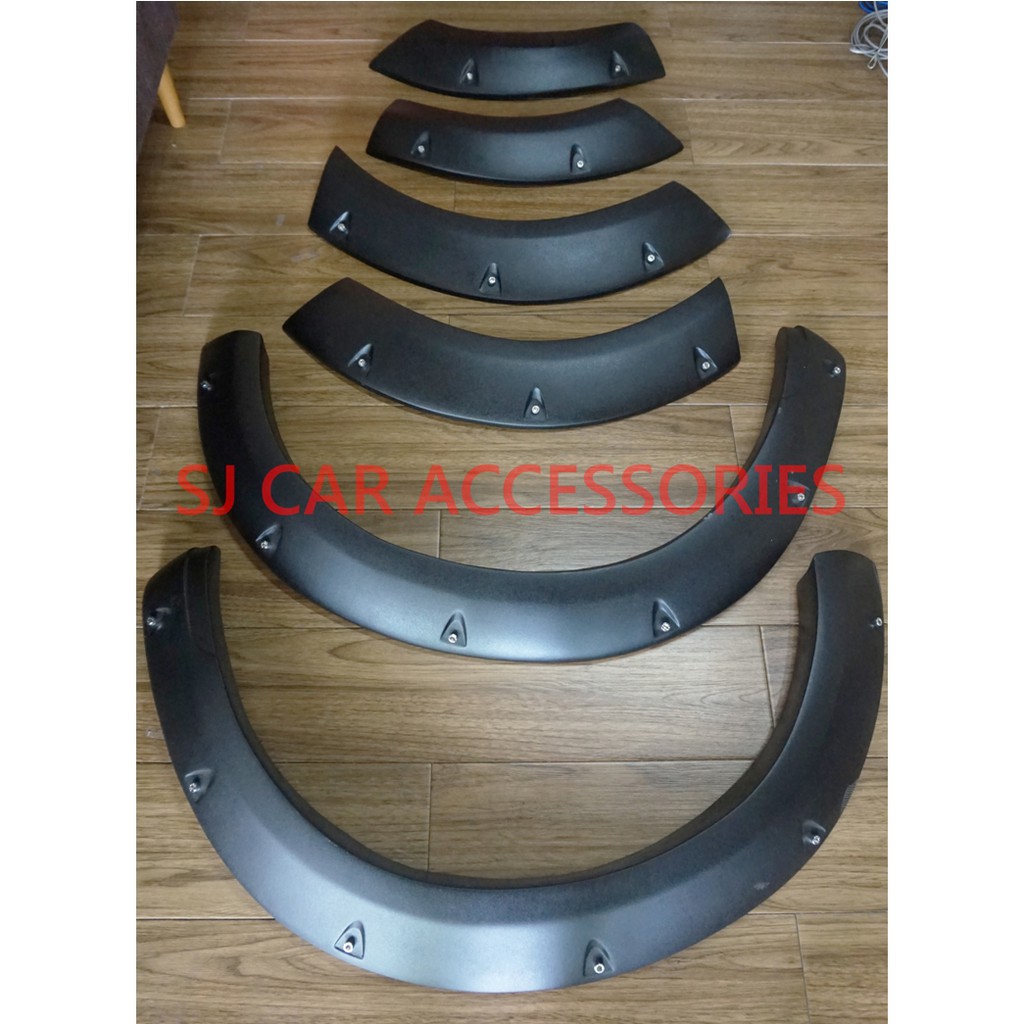 Over Fender Pajero Lama
