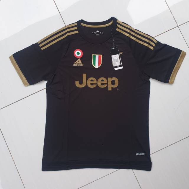 Jersey Juventus Away Hitam Emas 3rd 2015/2016 Full Patch