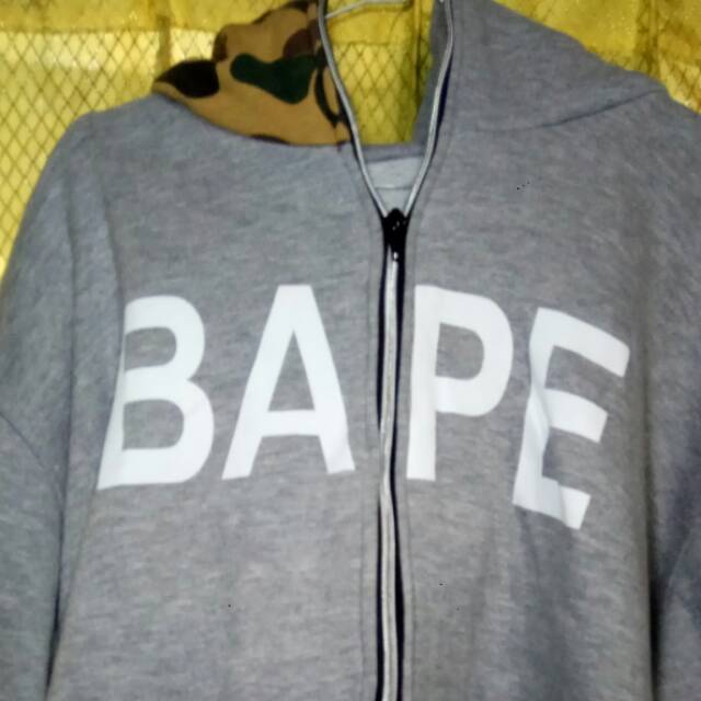 Bape shark hoodie gray