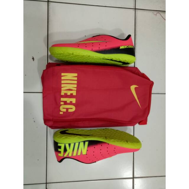 Sepatu futsal nike(bonus tas)