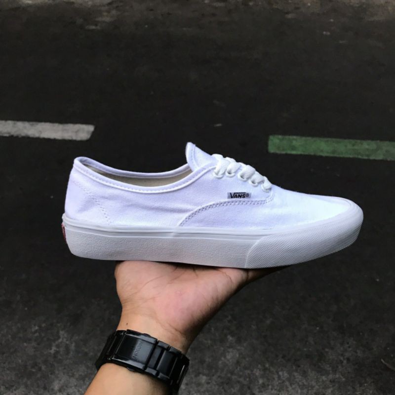 Sepatu vans old school
