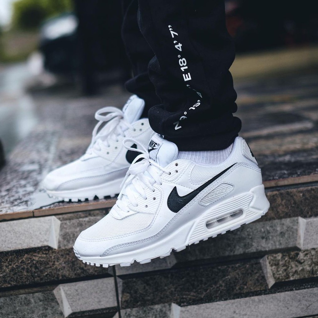 Sepatu Original Nike Air Max 90 full white swosh black