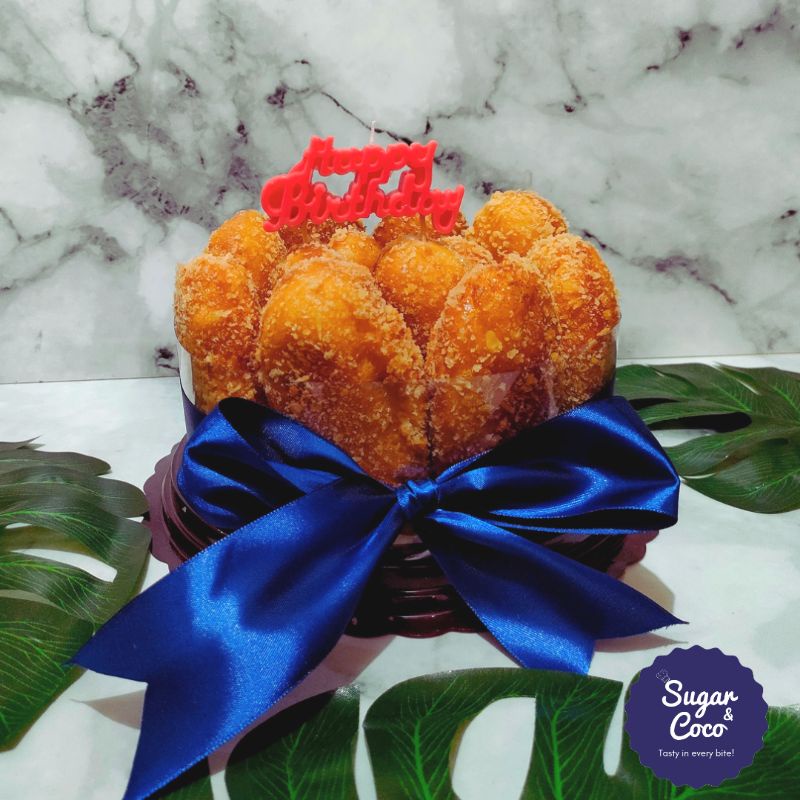 Roti Goreng isi Daging Sapi - Hampers / Roti Goreng ulang tahun by Sugar and Coco