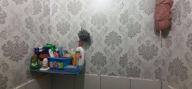 Grosir Murah_wallpaper Sticker Dinding Ruang Tamu, Kamar Kantor Krem Elegan Batik Silver 19mx45cm