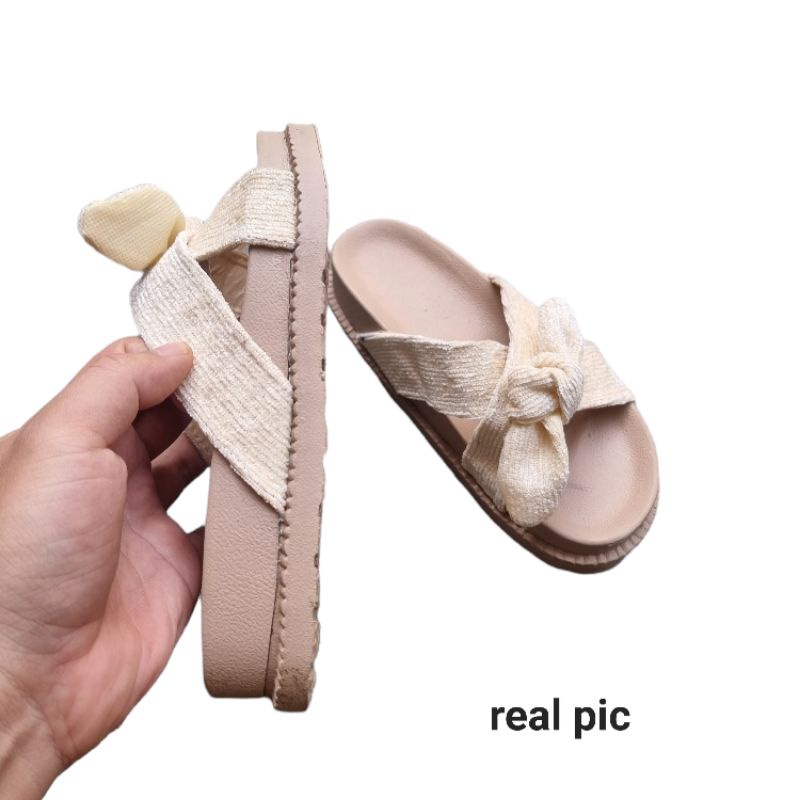 Sandal Wedges Wanita Terbaru / Sandal Slop Wanita / Sandal Wanita Alana / Sendal Wanita Platform Fashion Korea / Bisa Cod