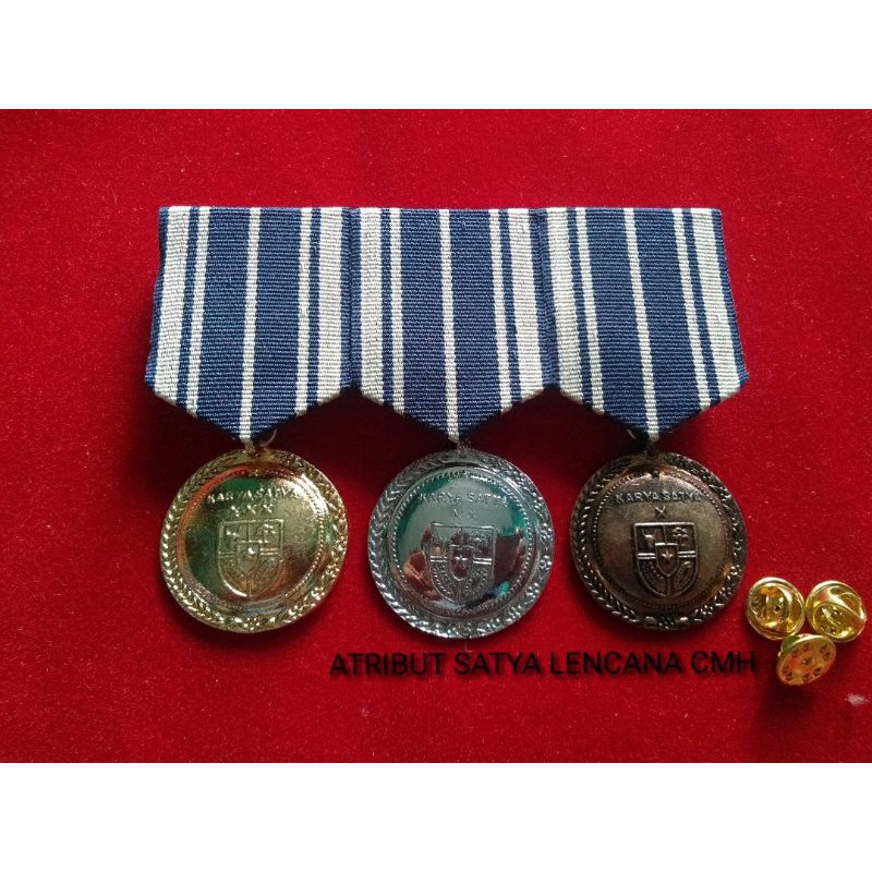 pita jasa tanda jasa pdu medali satya lencana karya satya pns 10 20 30 tahun