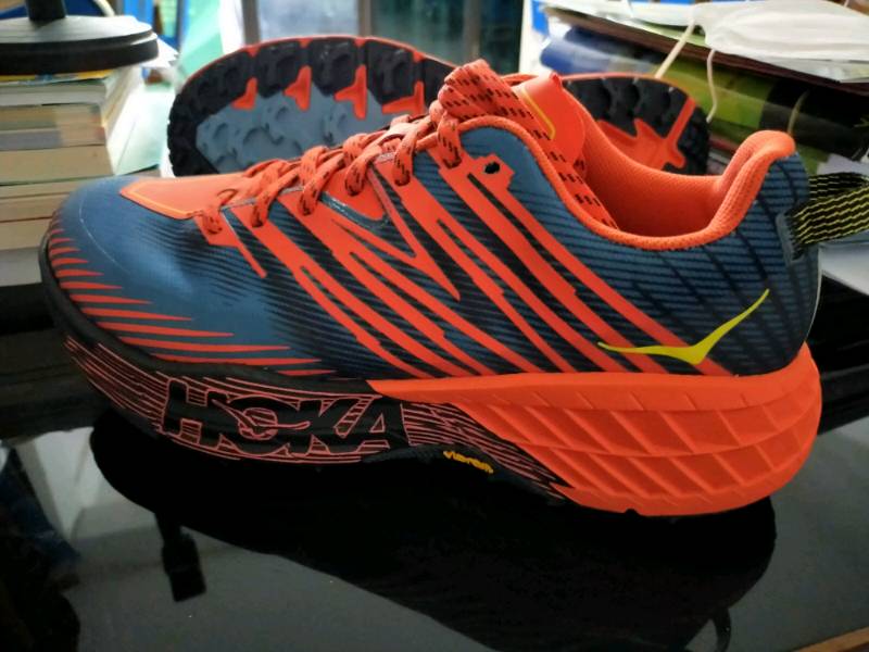 hoka speedgoat 11