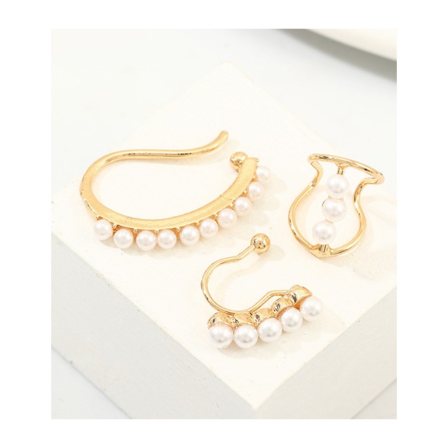 LRC Anting Tusuk Fashion Golden Irregular Pearl Geometric Earrings D73396