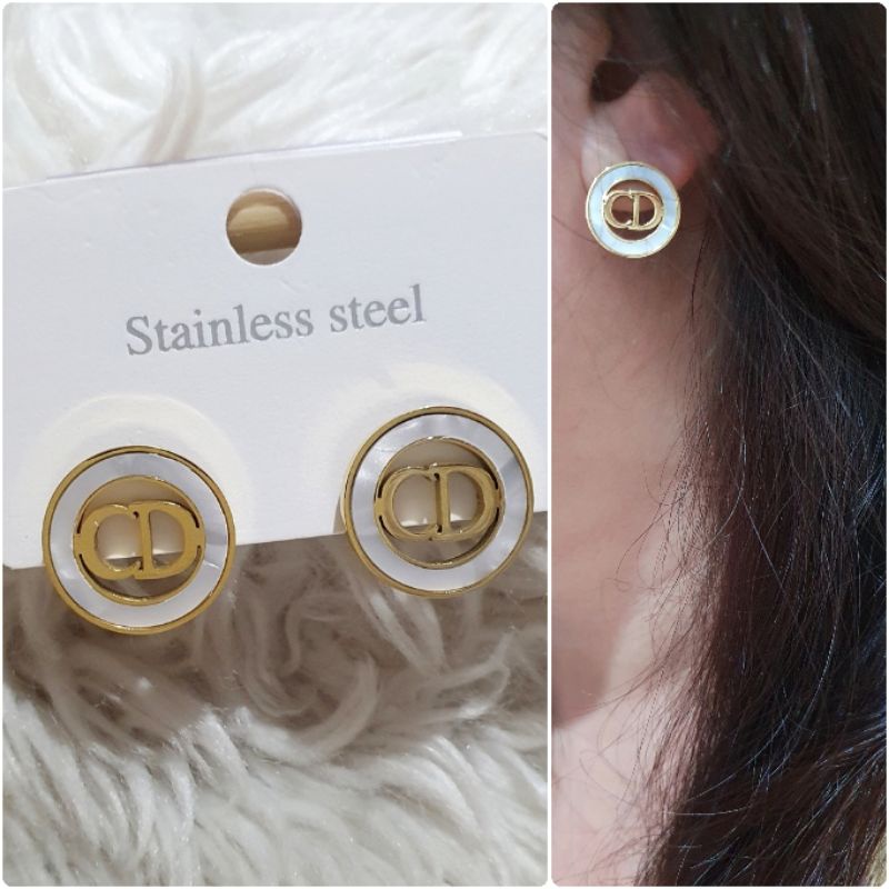 Anting Titanium Asli Anting Premium Quality Anti Karat Anti Alergi mirip emas asli Earring Stainless steel ori AT101